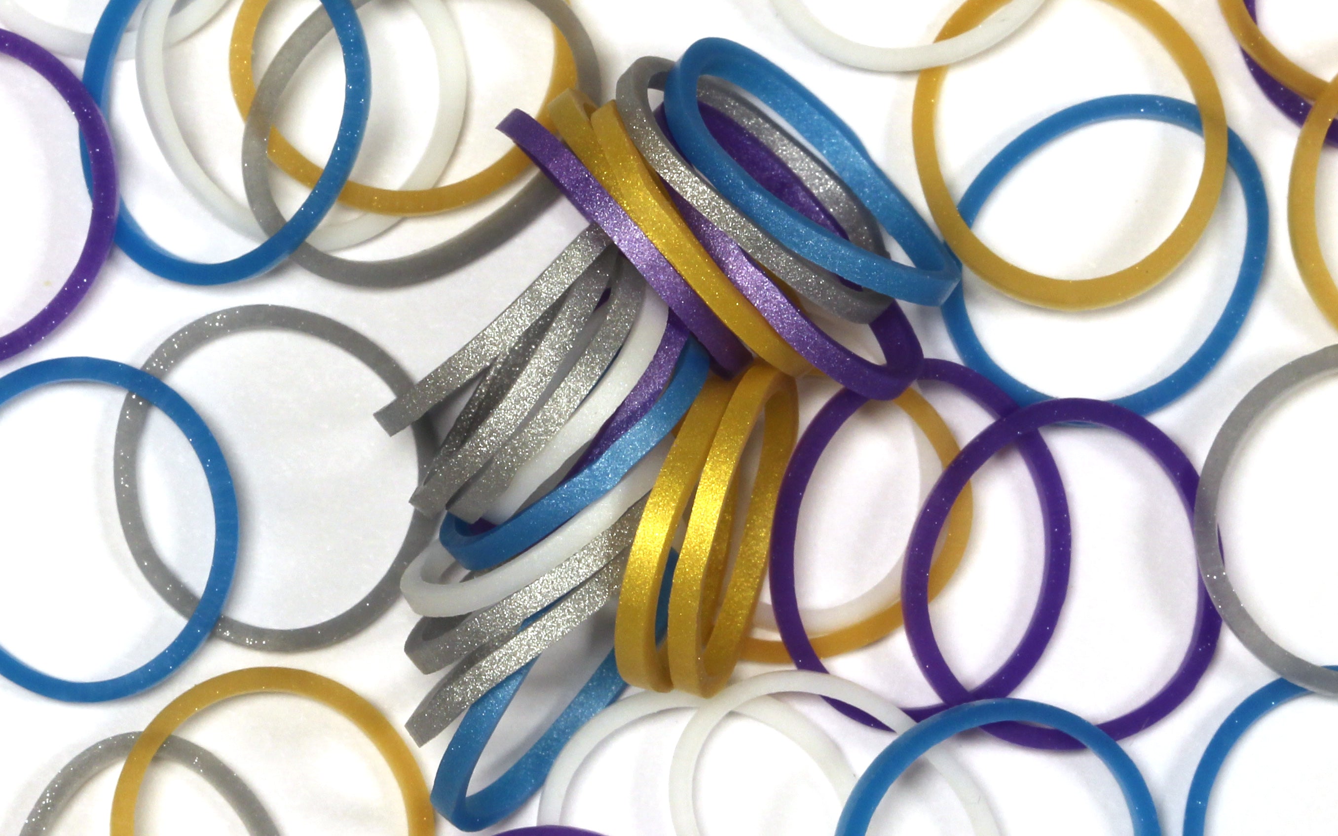SC CRYSTAL 1 Bracelet + 300 élastiques color loom bands pas cher
