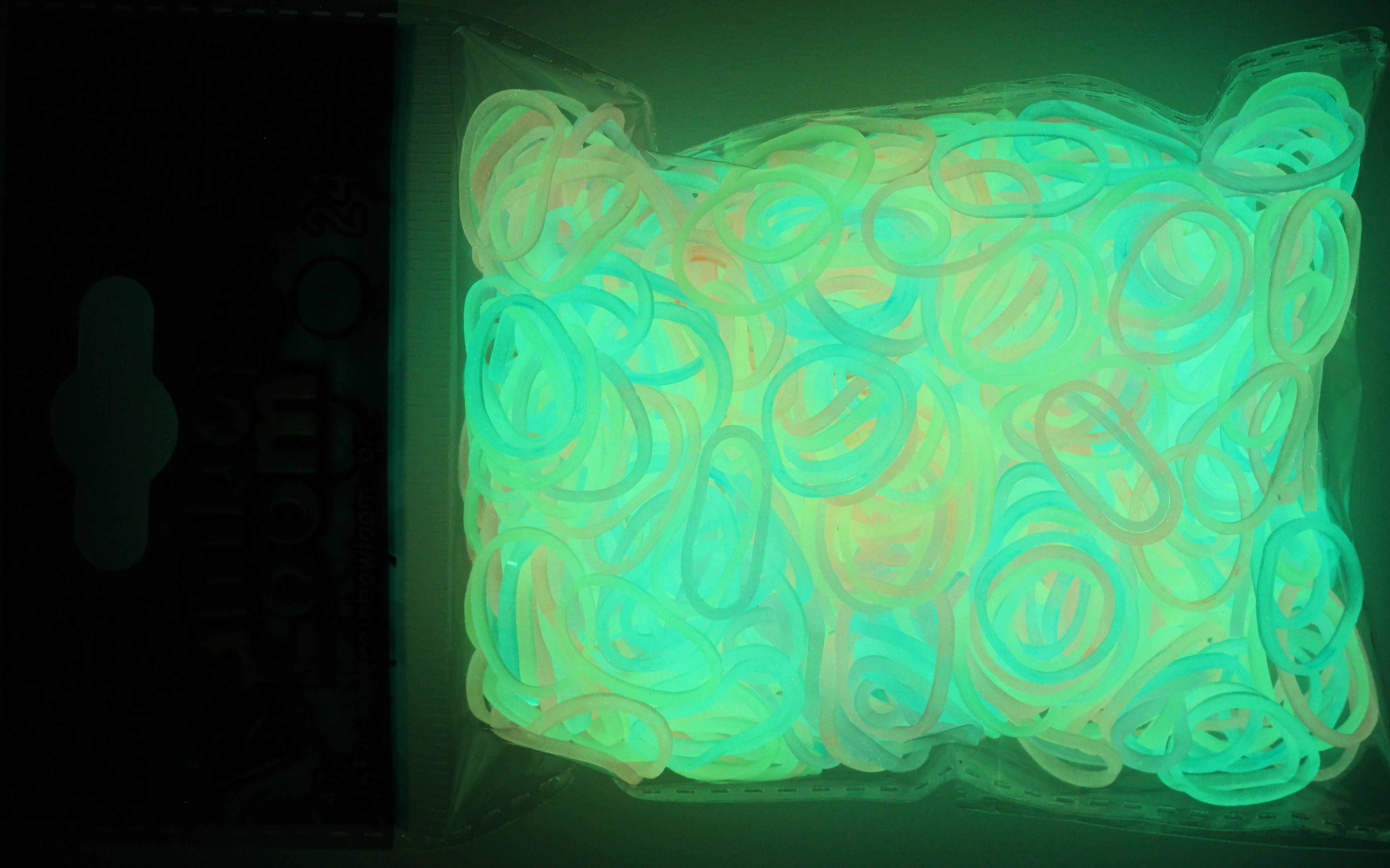 Glow In The Darkness: a great selection of glow in the dark products